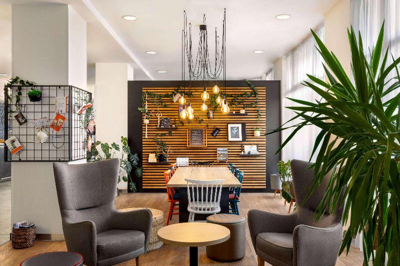 Hotel Vienna House Easy By Wyndham Bucharest Airport