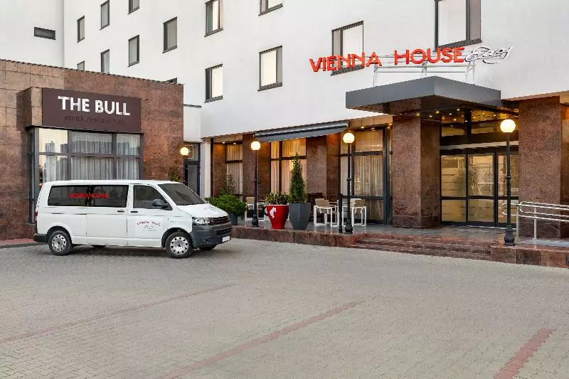 هتل Vienna House Easy By Wyndham Bucharest Airport