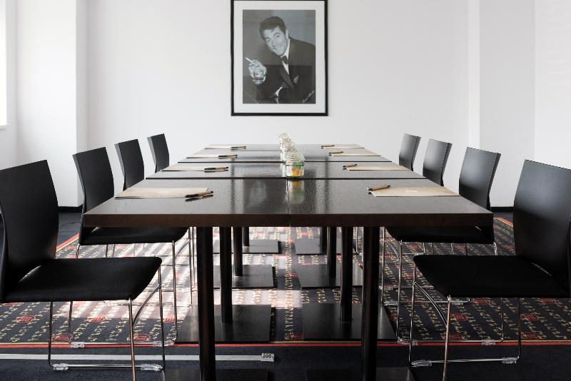 Hotel Vienna House Easy By Wyndham Bucharest Airport