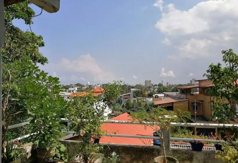 Hotelli Sithila Villa