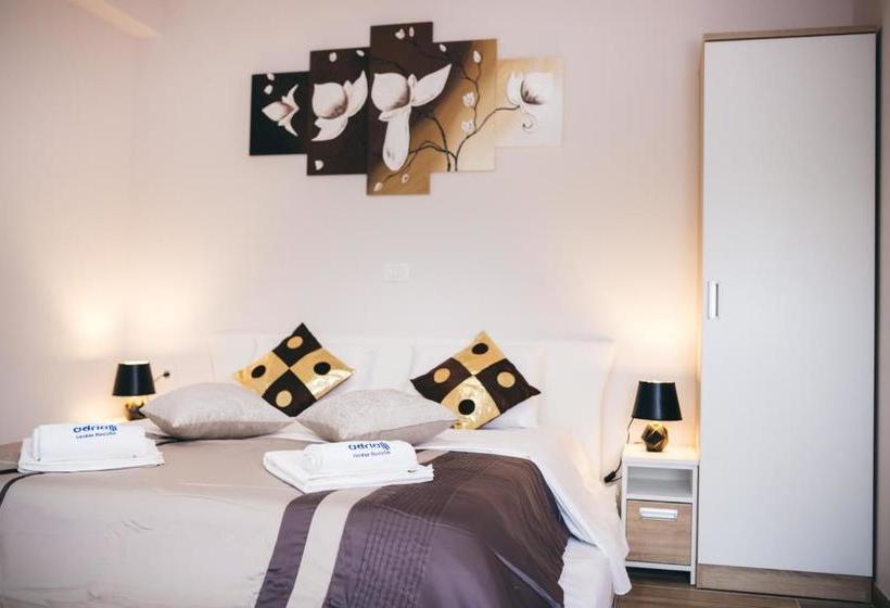 تختخواب و صبحانه Adria Centar Koćuša