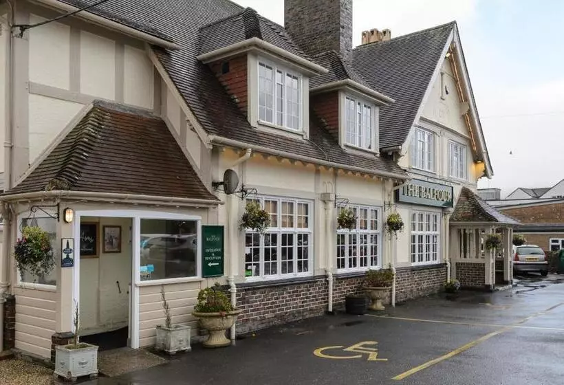 Aamiaismajoitus (B&B) Balfour Arms