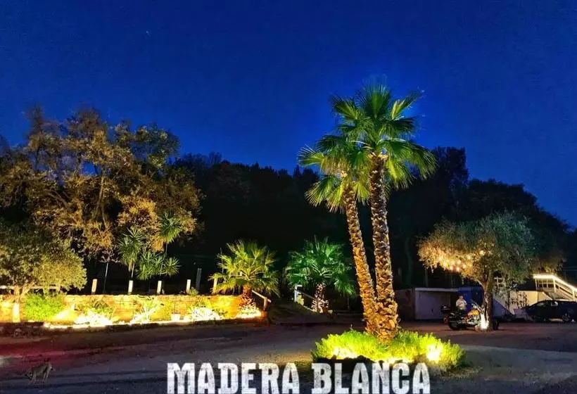 ベッドアンドブレックファースト Madera Blanca