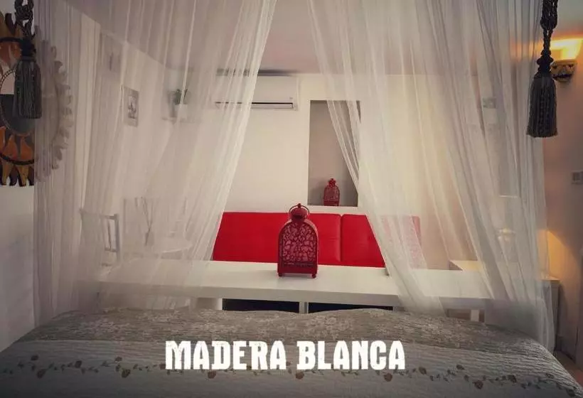 ベッドアンドブレックファースト Madera Blanca