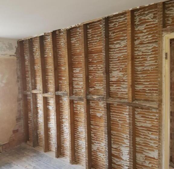 민박 Rosie Flanagan's