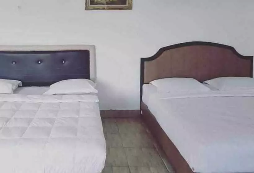 Hotelli 78 Parapat Mitra Reddoorz