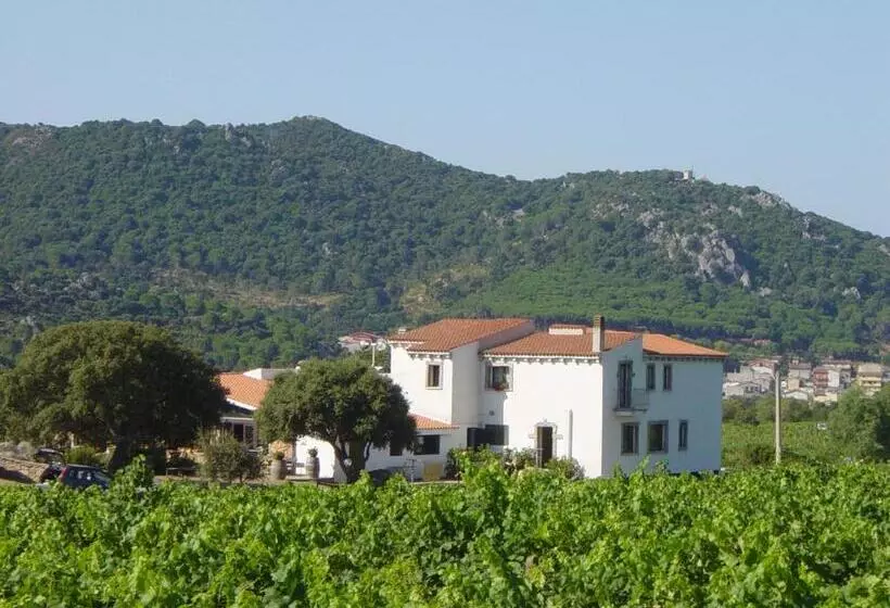 هتل Agriturismo Vermentino