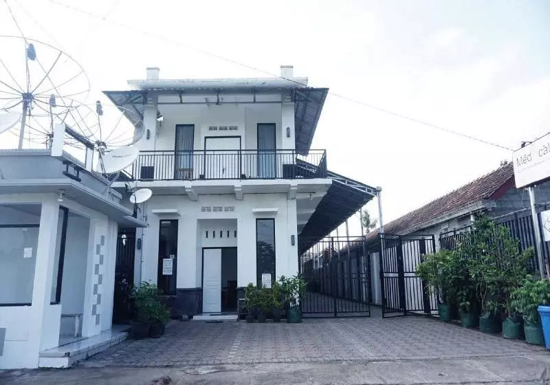 ホテル Oyo 3843 Medical Kost Syariah