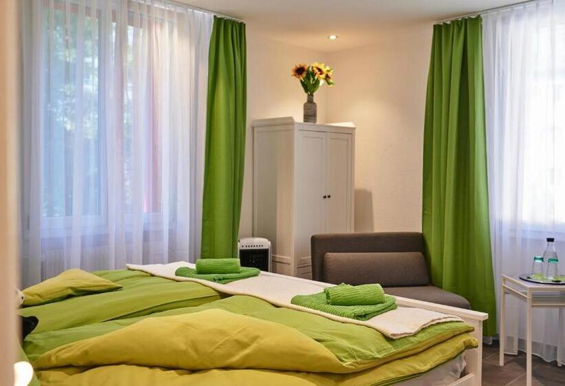 פנסיון Da Maurizio Suites