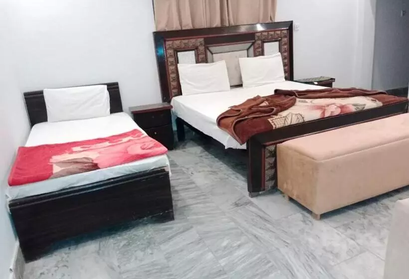 پانسیون Sareena Residence