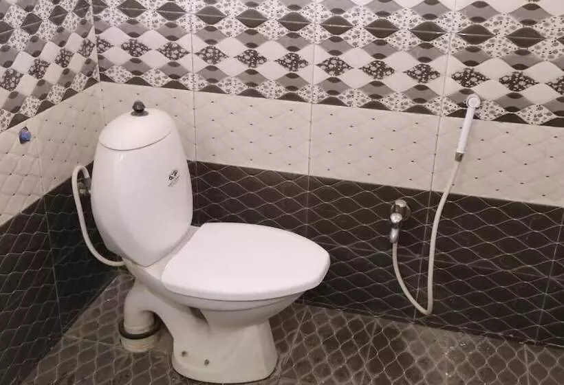 پانسیون Sareena Residence