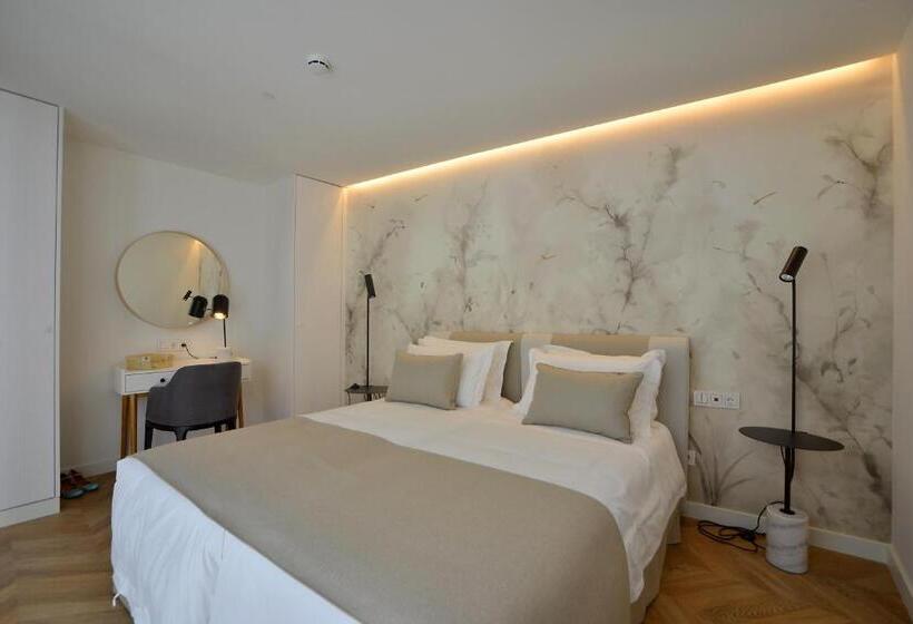 Plaza Mina Suites   Adults Recommended By Luxury Suites Cadiz