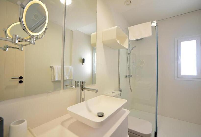 Plaza Mina Suites   Adults Recommended By Luxury Suites Cadiz