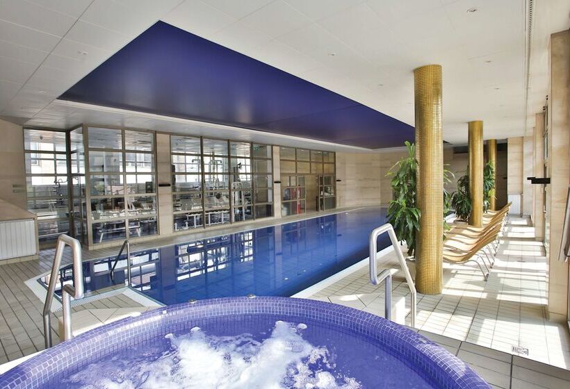 Adina Apartment Hotel Budapest