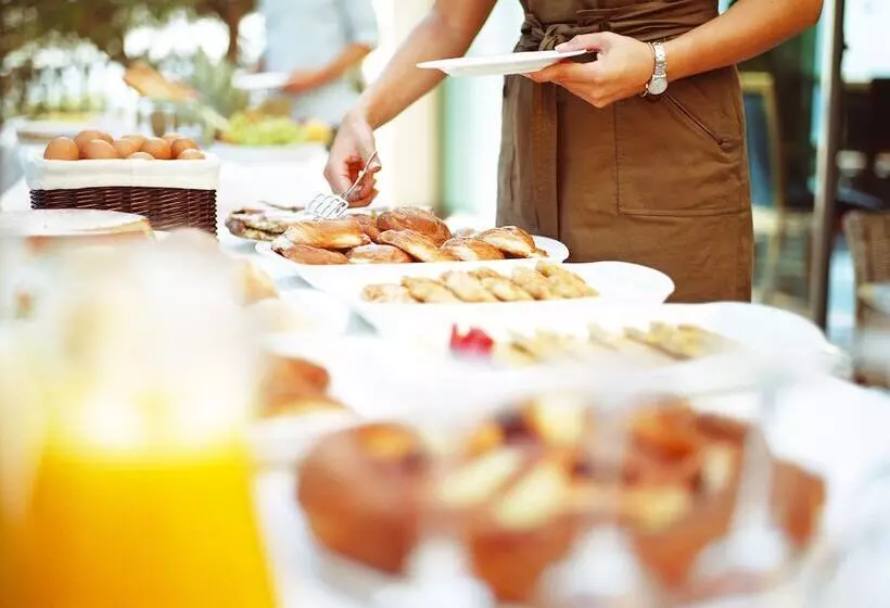 בית מלון כפרי Barceló Fortina Malta