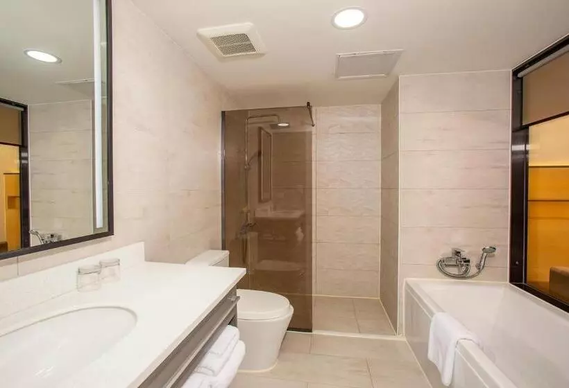 The Bayview Hotel Guam