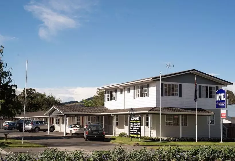 ホテル Colonial On Gladstone