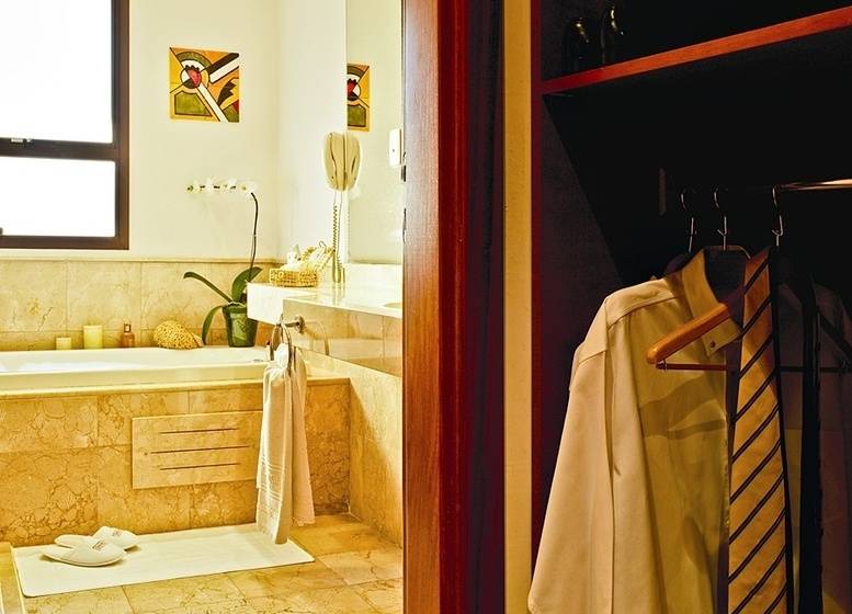 هتل George V Casa Branca