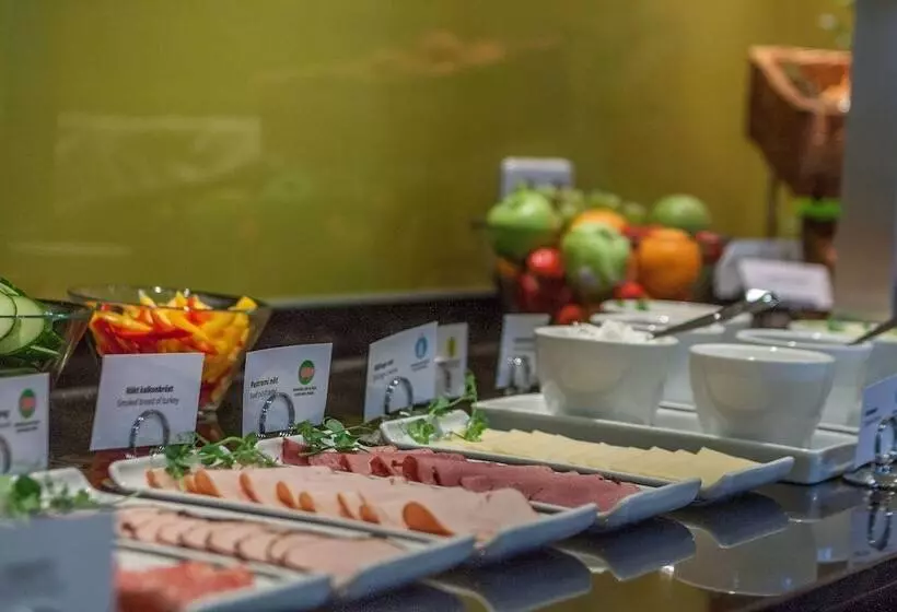 ホテル Good Morning+ Nyköping