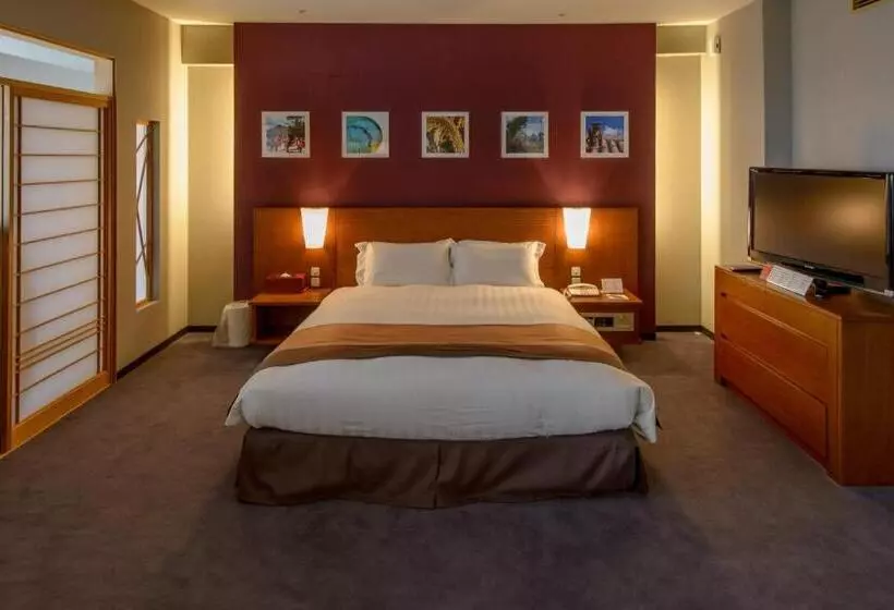 酒店 Okinawa Grand Mer Resort