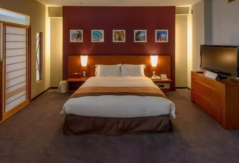 酒店 Okinawa Grand Mer Resort