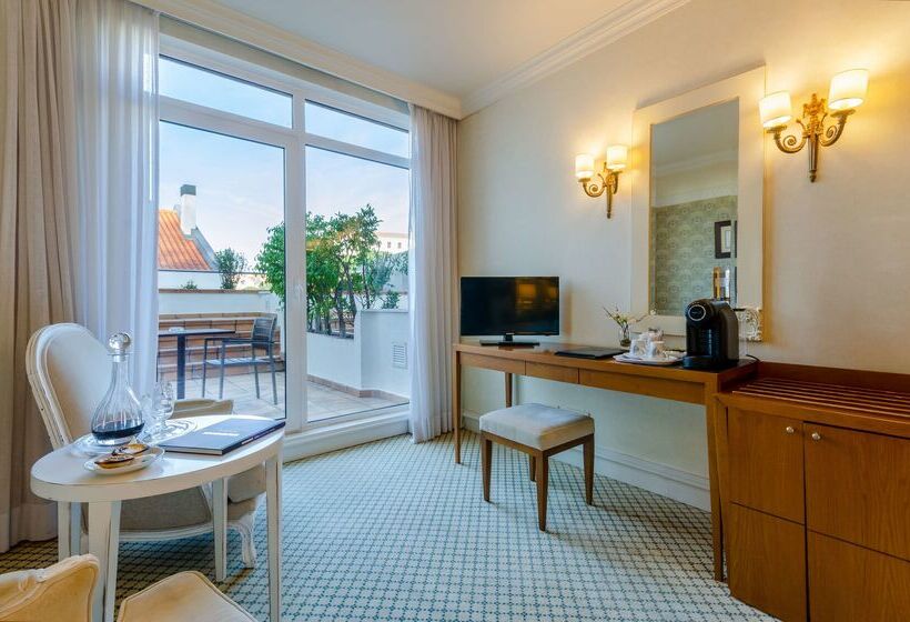 هتل Olissippo Castelo