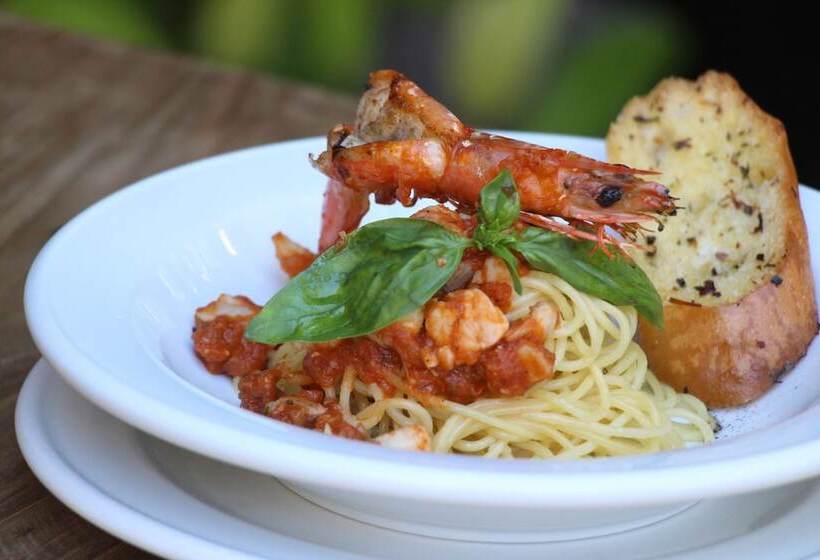 בית מלון כפרי Parigata Resorts And Spa