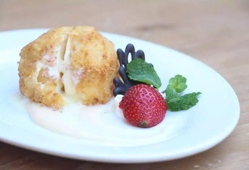 Hotel Parigata Resorts And Spa