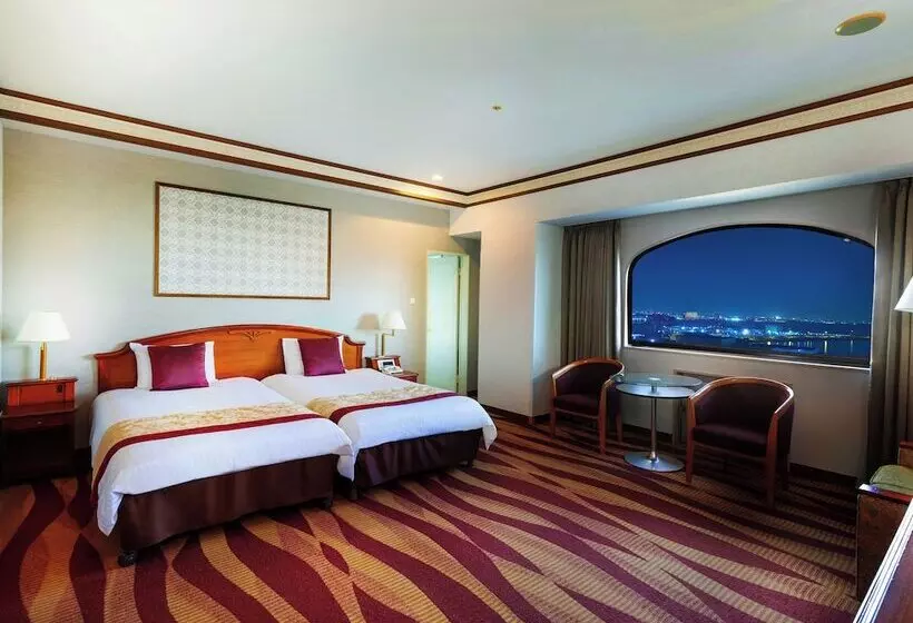 Отель Plaza Kobe