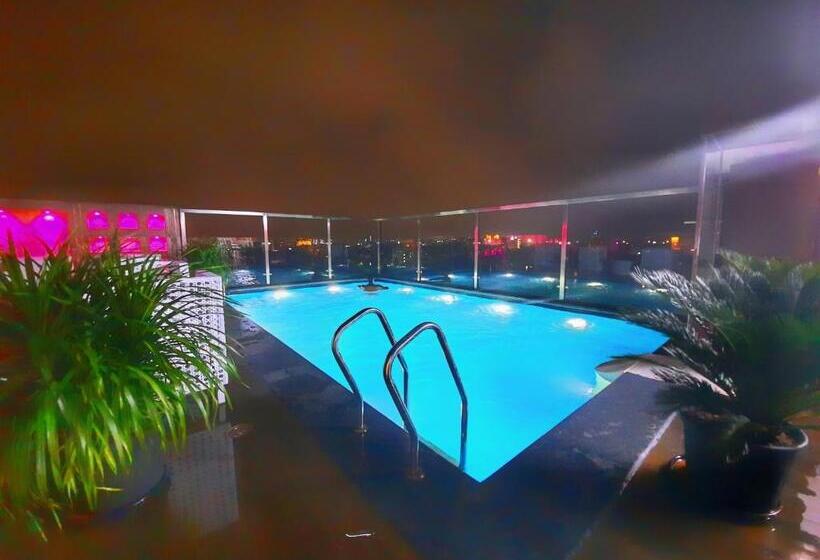 فندق Quality Inn Sabari