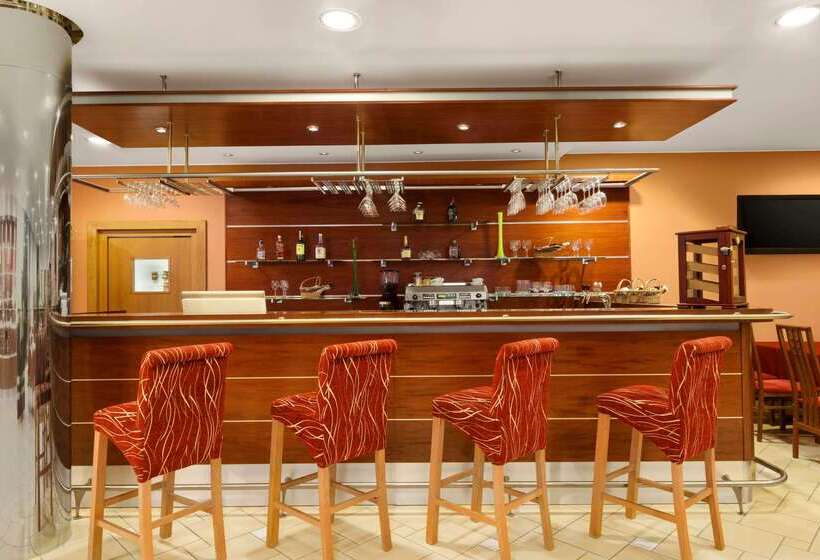 Ramada Airport Hotel Prague