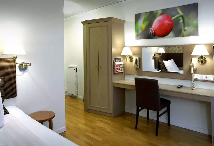 Отель Scandic Billingen