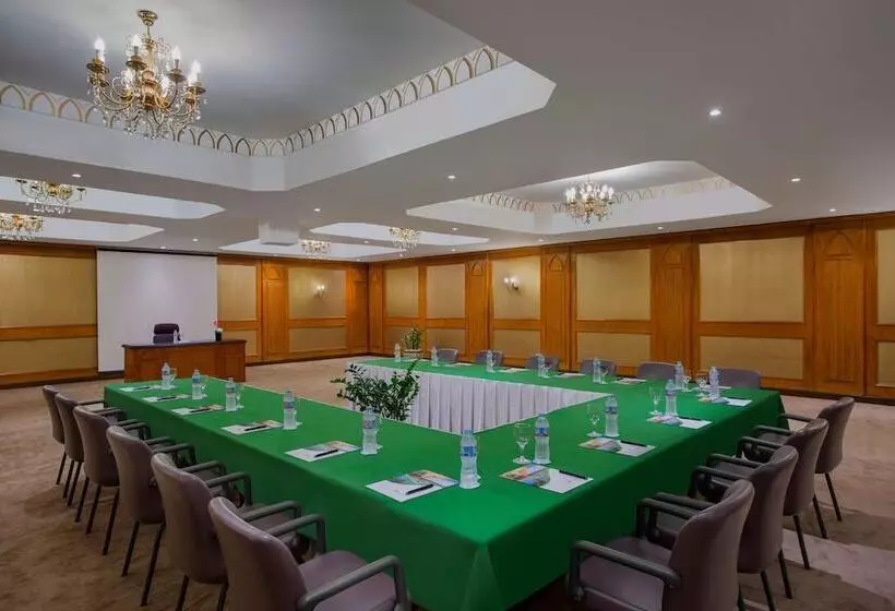 هتل Sultan Gardens Resort