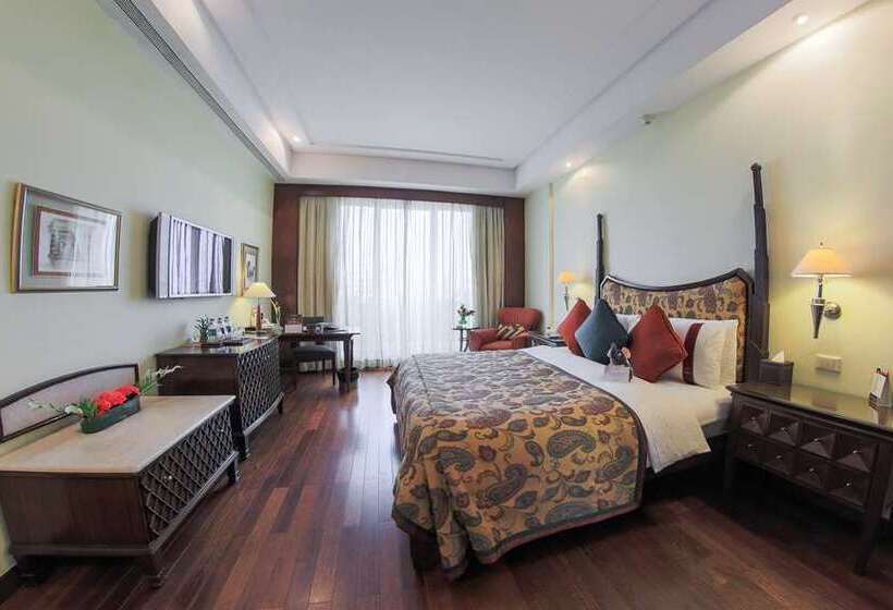 Hotel The Lalit Mumbai