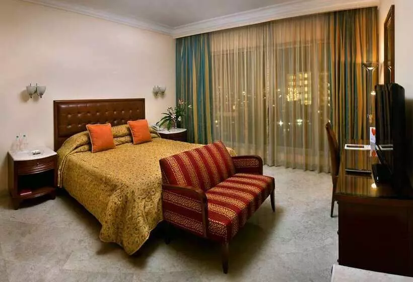 Hotel The Lalit Mumbai