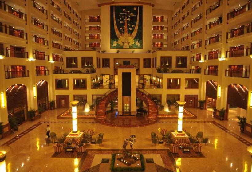 Hotel The Lalit Mumbai
