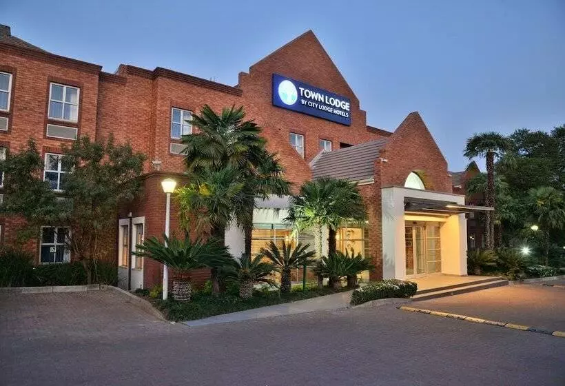 Отель Town Lodge Menlo Park