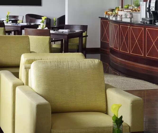 Mövenpick Hotel & Apartments Bur Dubai