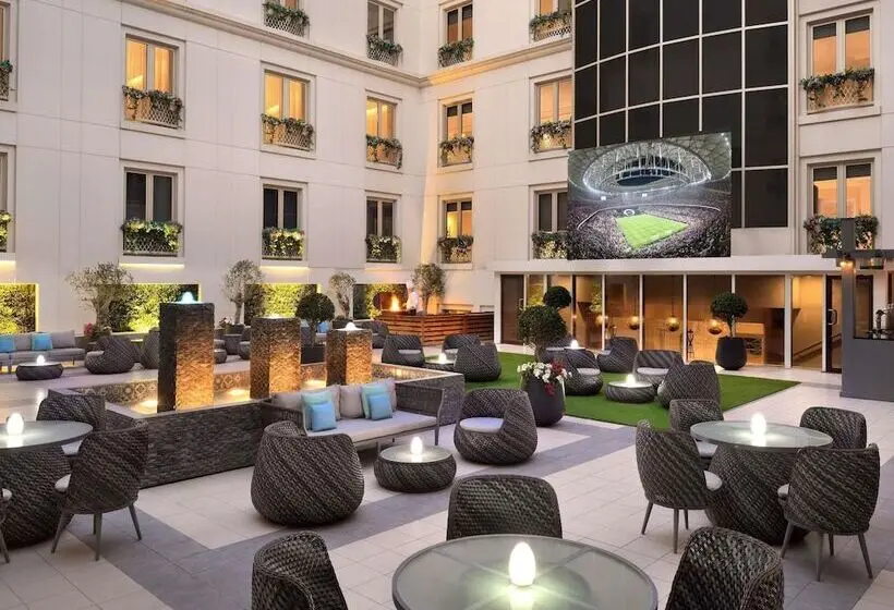 Mövenpick Hotel & Apartments Bur Dubai