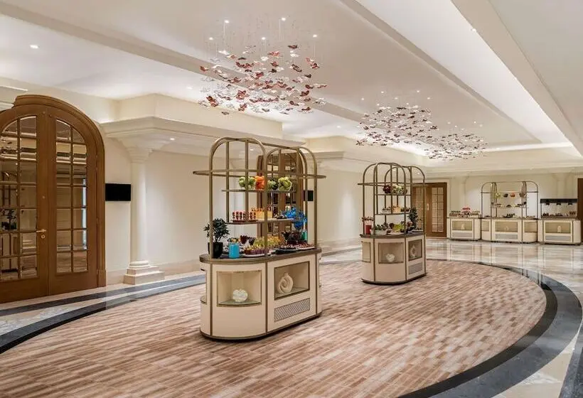 Mövenpick Hotel & Apartments Bur Dubai