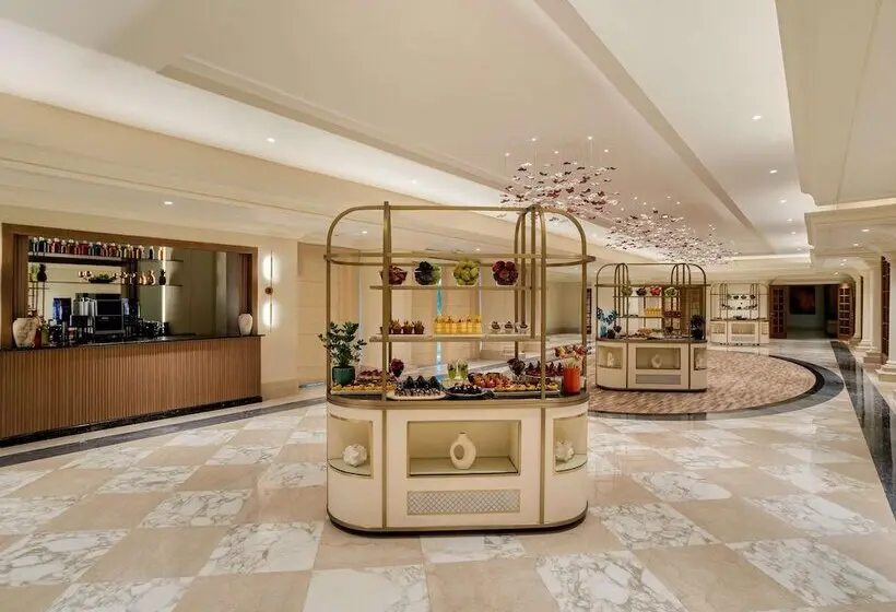 Mövenpick Hotel & Apartments Bur Dubai