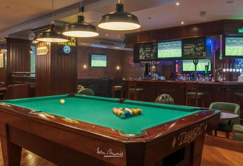 Mövenpick Hotel & Apartments Bur Dubai