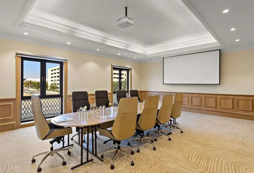 Mövenpick Hotel & Apartments Bur Dubai