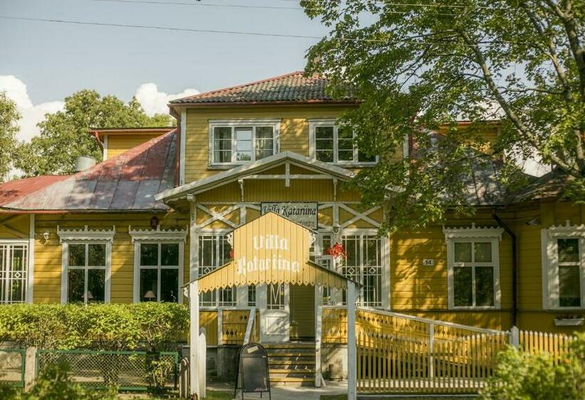 هتل Villa Katariina