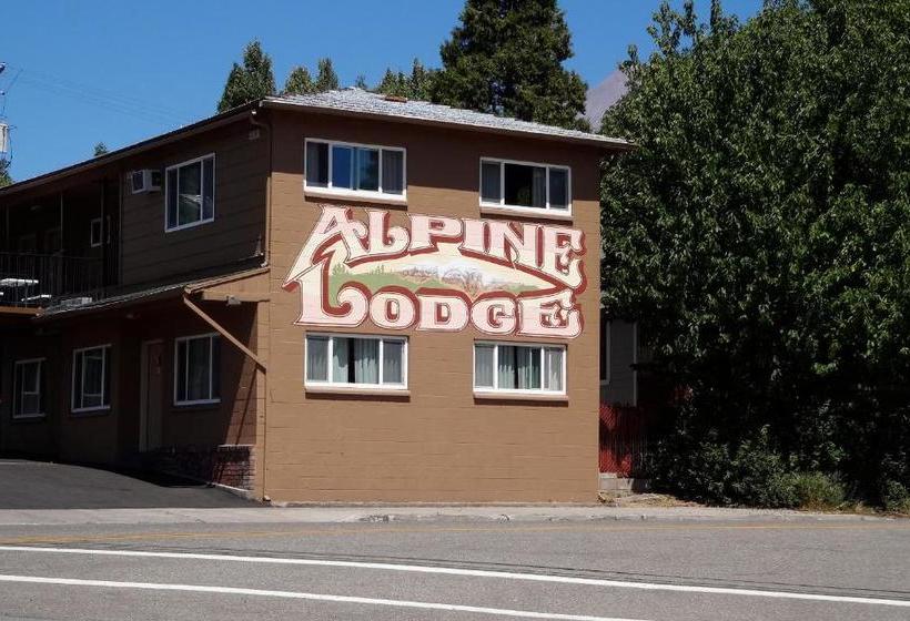 모텔 Alpine Lodge