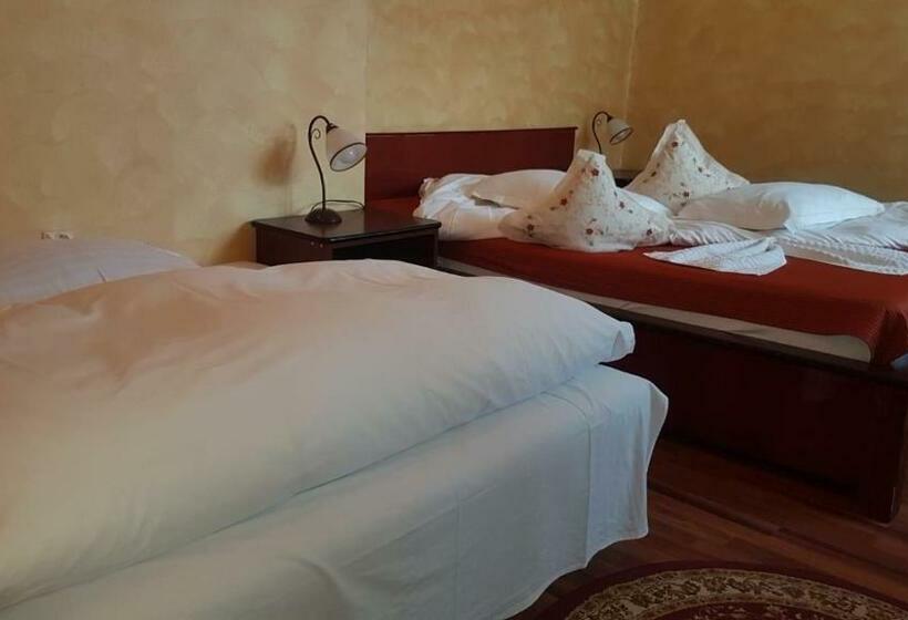 渡假胜地  Vila Bratocea