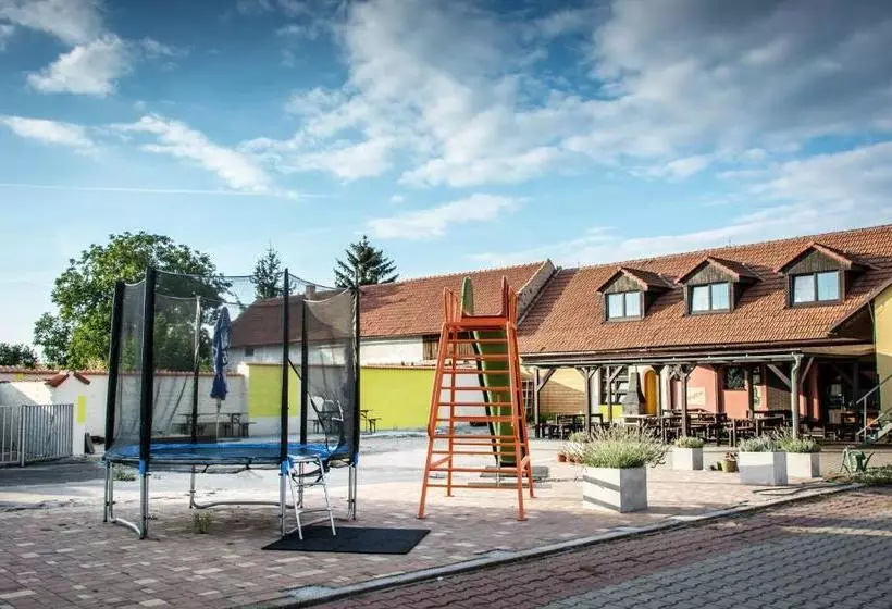 Majatalo Penzion Zlaté Slunce