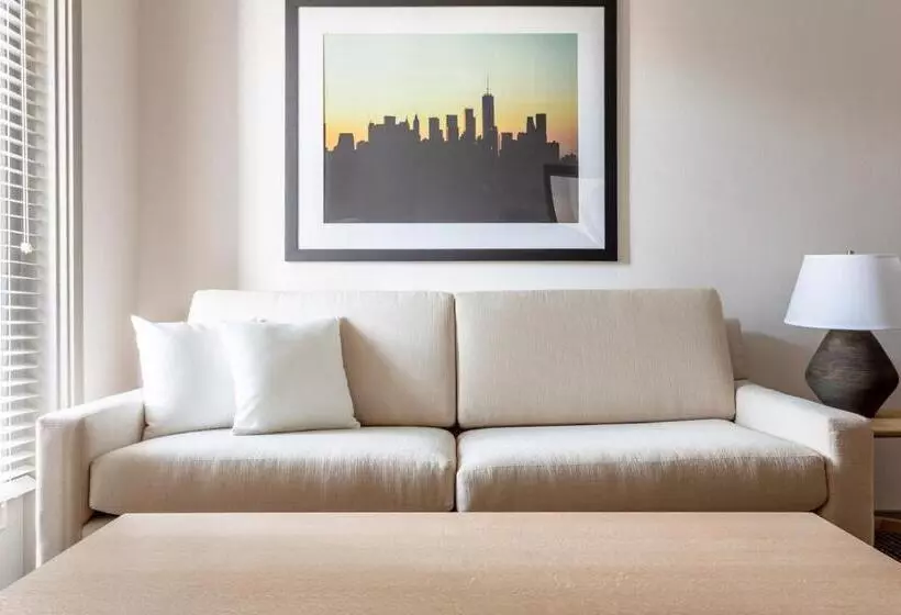 Kasa Love Fieldmedical District Dallas