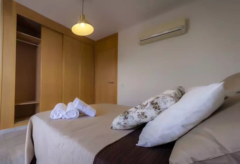 Apartamentos Puerto Almerimar