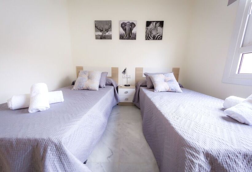 Apartamentos Puerto Almerimar